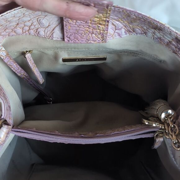 BRAHMIN Bucket Bag🩷 -Amelia Lilac Whimsey Shoulder Bucket Bag - Picture 9 of 15